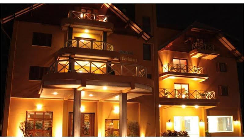 Hotel Bertoluci Грамаду Екстериор снимка